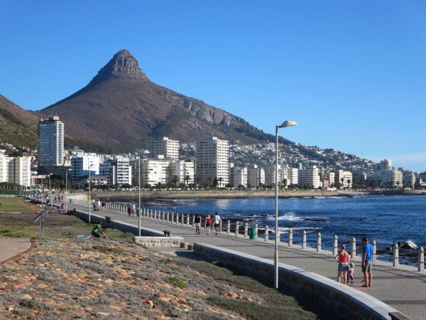 Bike-rides-at-the-Promenade